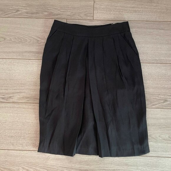 I.C.B. ICB Black Skirt with Pleats in front Size 2 - Picture 1 of 10